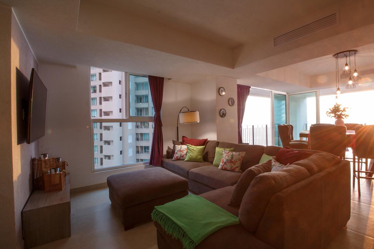 910-3000 Grand Venetian P.V. Apartment Пуерто Валярта Екстериор снимка